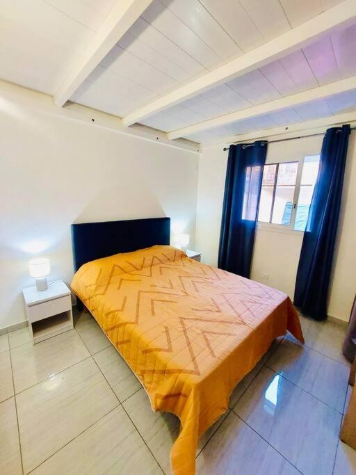 Le Marjulem Apartment Terre-De-Haut ภายนอก รูปภาพ